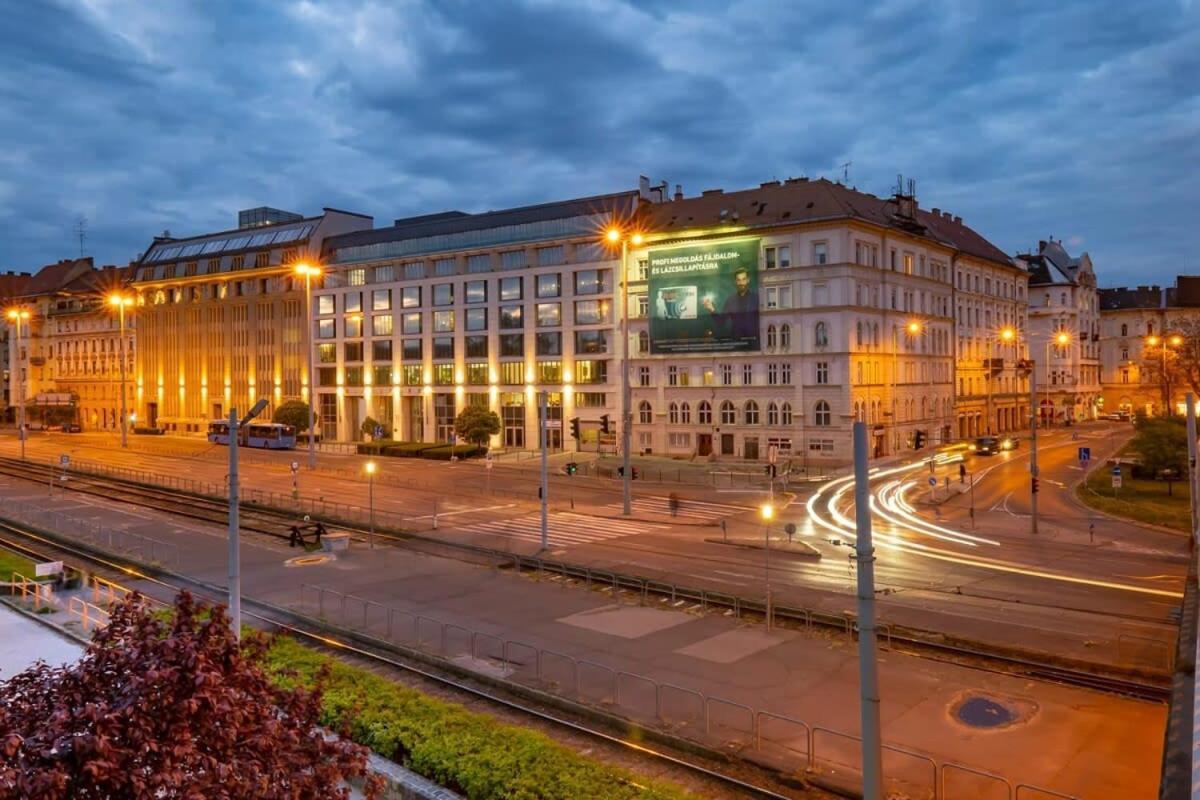 Chic Central Flat With River View Budapeşte Dış mekan fotoğraf