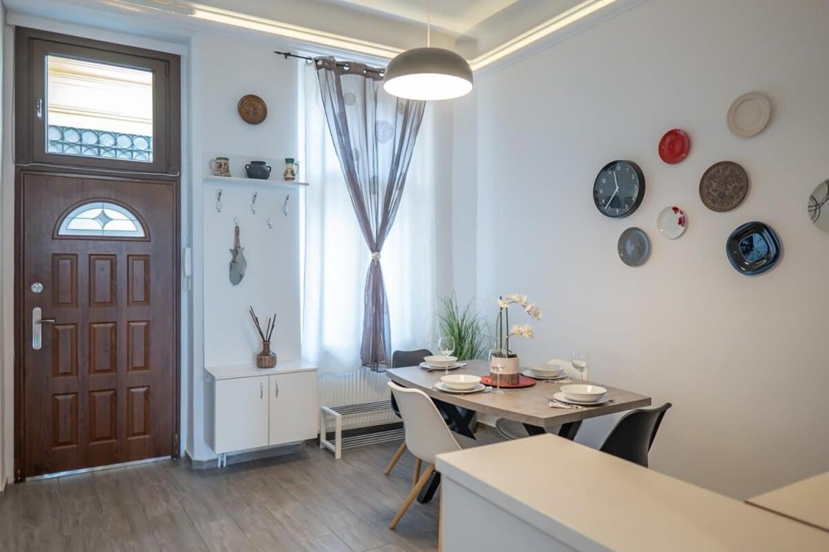 Chic Central Flat With River View Budapeşte Dış mekan fotoğraf