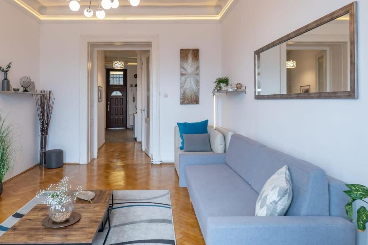 Chic Central Flat With River View Budapeşte Dış mekan fotoğraf