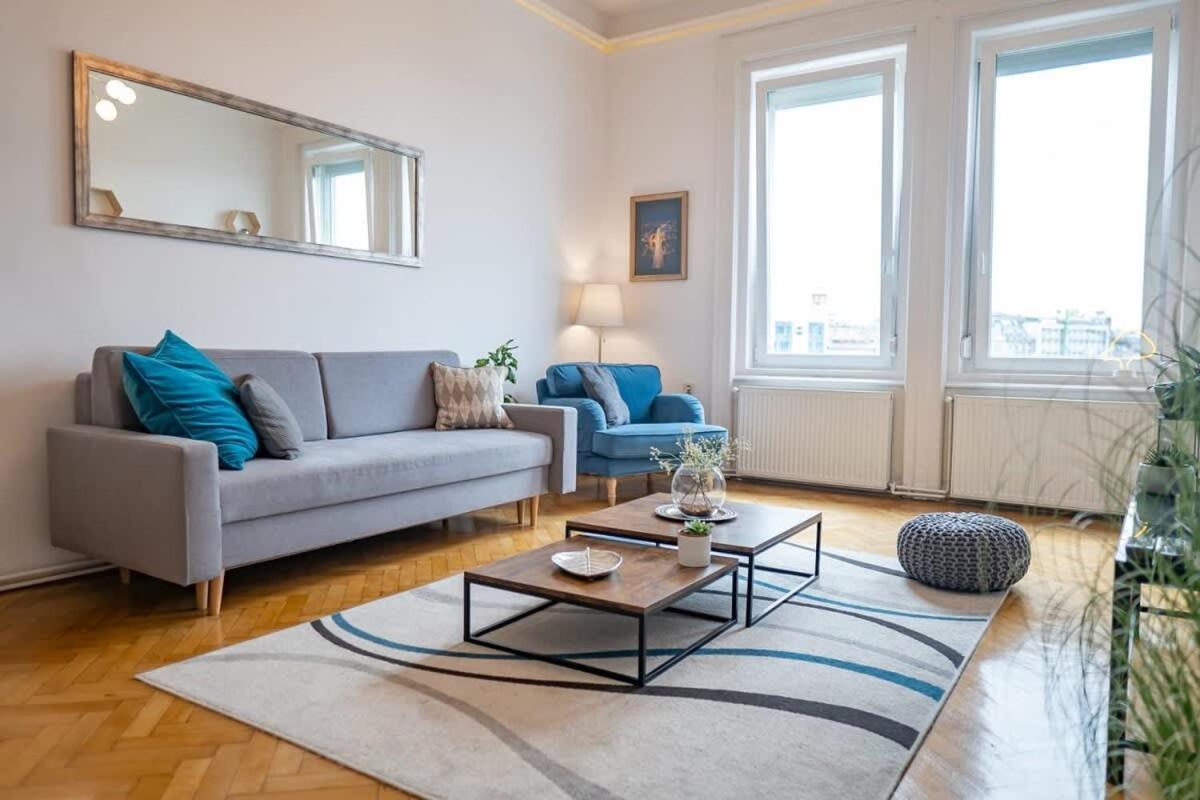 Chic Central Flat With River View Budapeşte Dış mekan fotoğraf